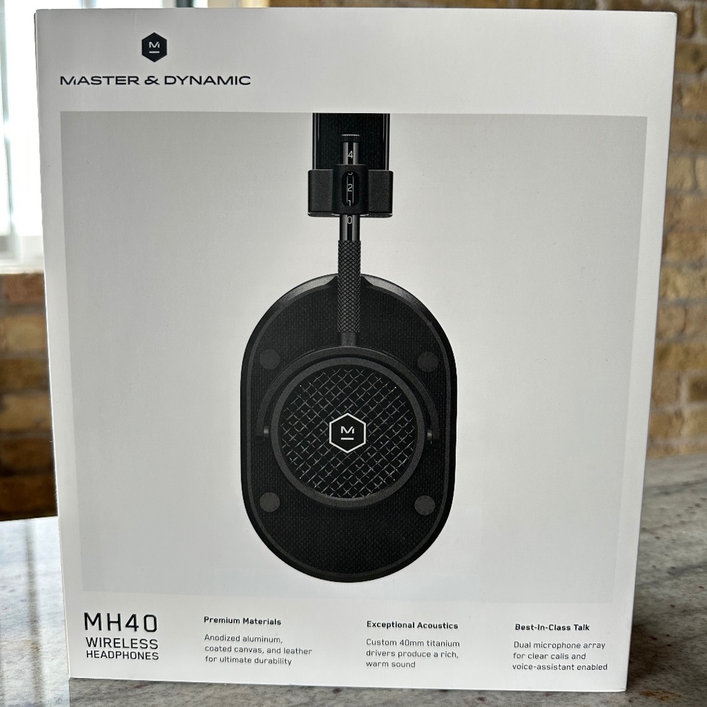 NEW IN BOX Master and Dynamic Wireless Headphones